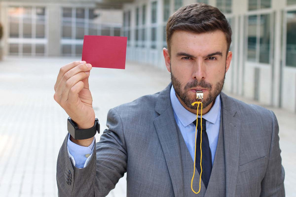 abmahnung-wegen-nichtbefolgen-von-arbeitsanweisungen.jpg