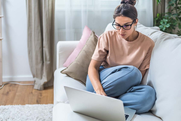 Passives Einkommen für Studenten: 7 effektive Wege neben dem Studium