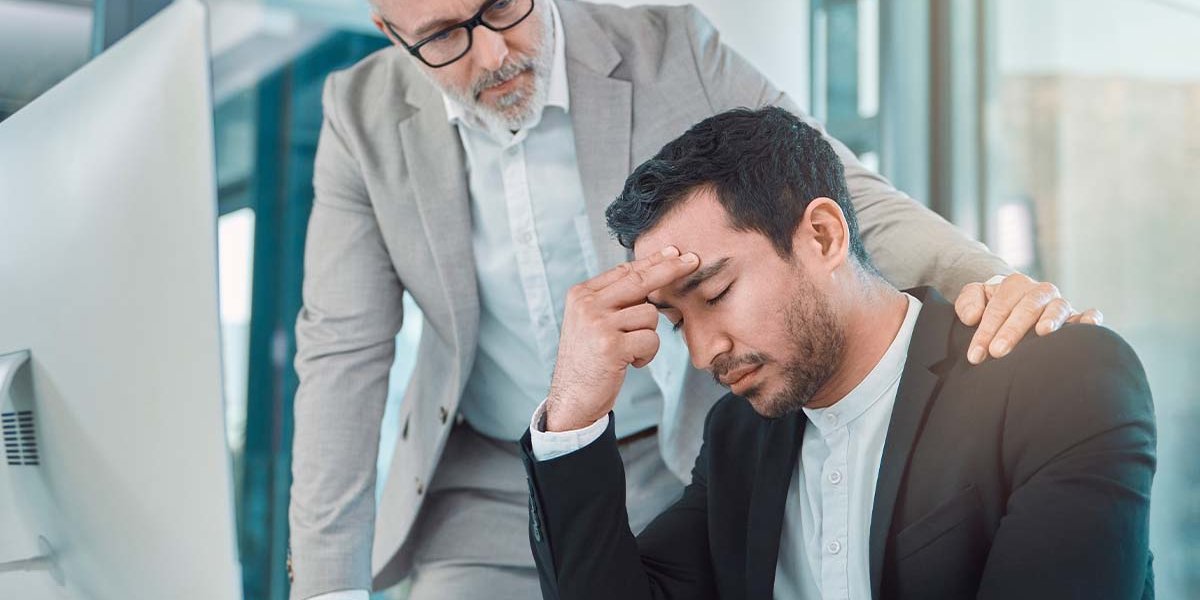 Schwächen einer Führungskraft: Typische Herausforderungen und wie man sie meistert